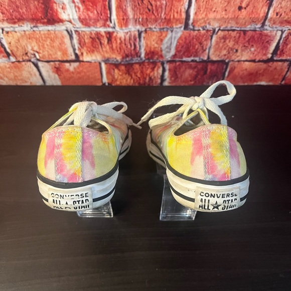 Girls Converse - Picture 2 of 7